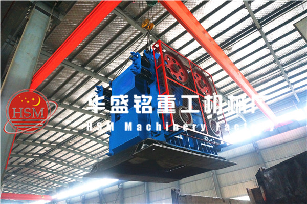 四輥破碎機發(fā)貨圖